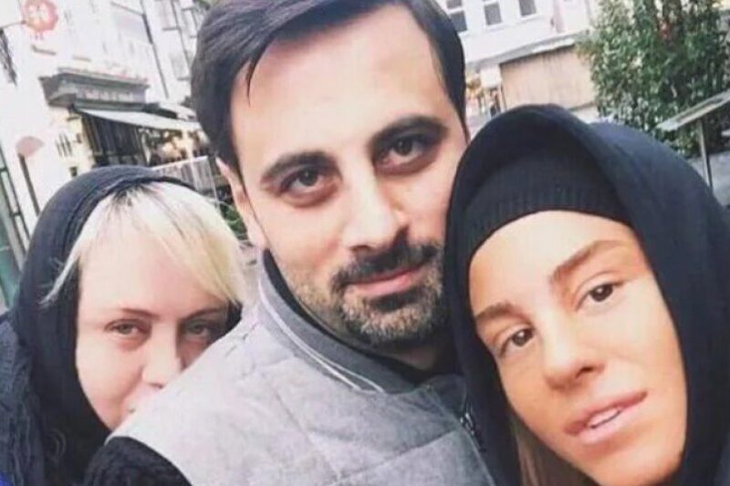 “გაგვიფრინდა უფალთან …”- მომღერალი ზურა ხაჩიძე ცოტახნის წინ სოციალურ ქსელში უმძიმეს ინფორმაციას ავრცელებს